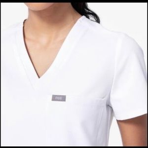 Figs Catarina White Scrub Top (Pack of 3)